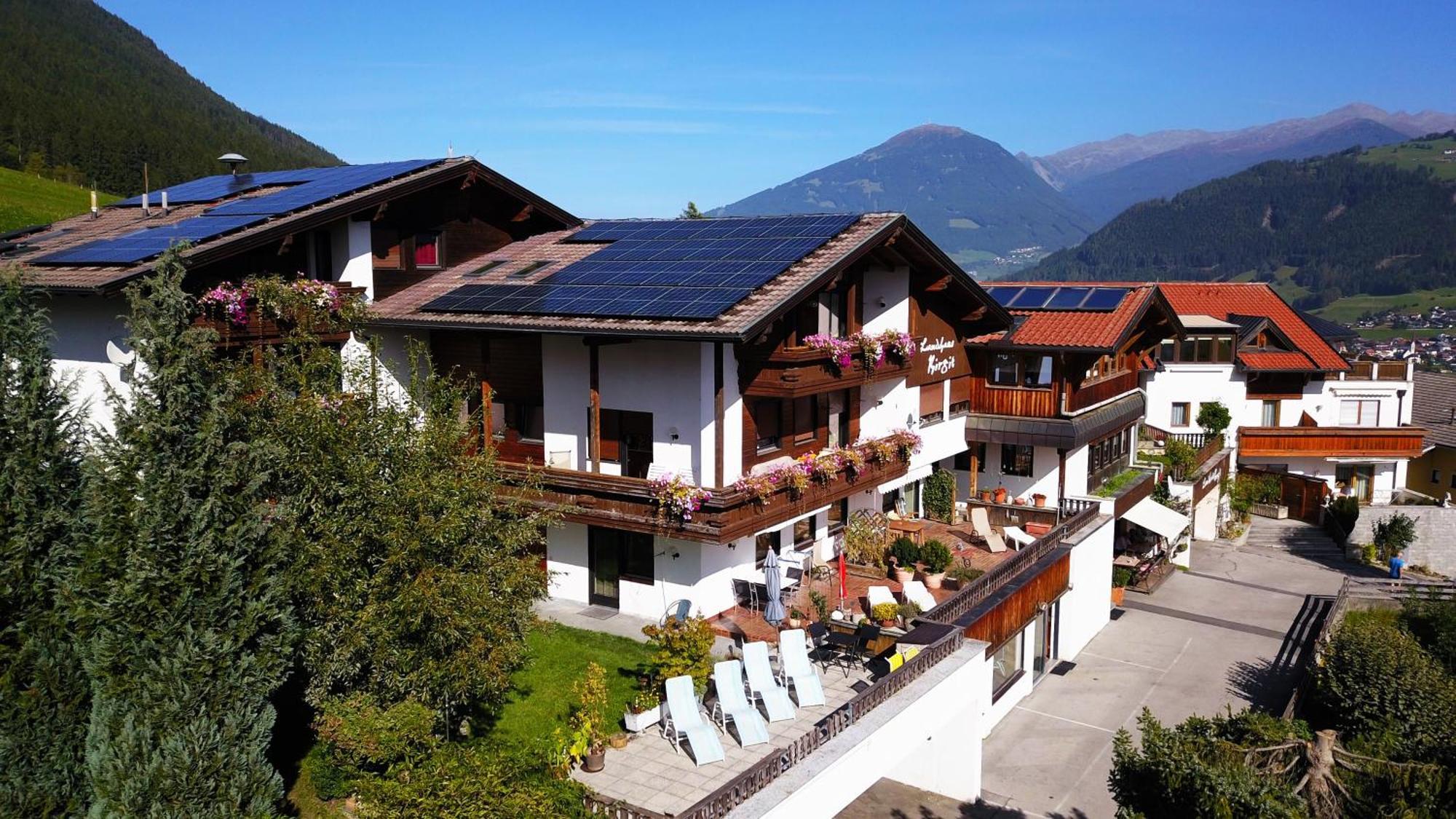 Landhaus Birgit Telfes im Stubai Esterno foto